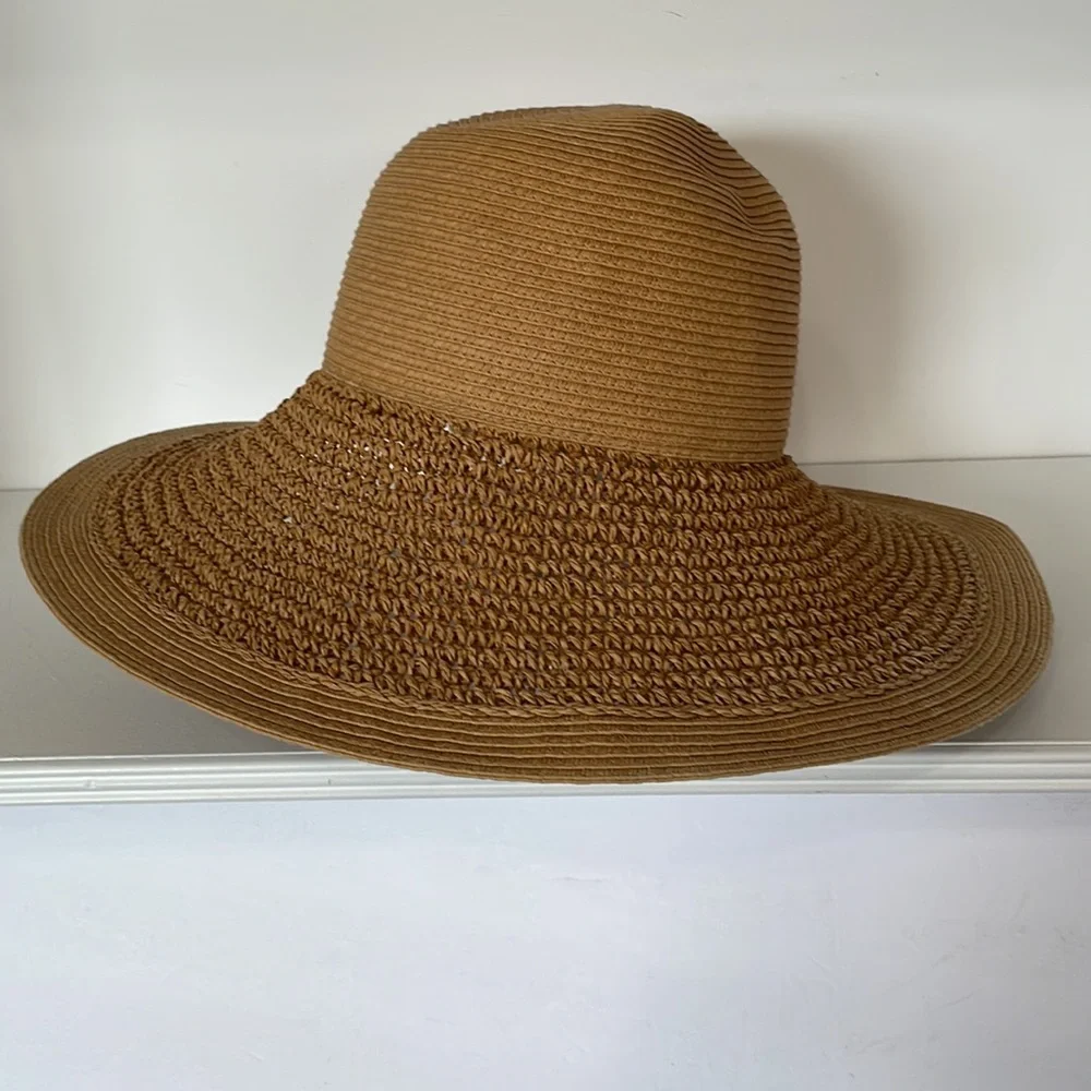 J.Crew Beach Hat 94% Paper 6% Polyester One Size Floppy Topper - Picture 2 of 10